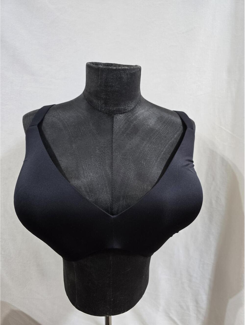 Skims Wireless Form Push Up Bra 36H Onyx